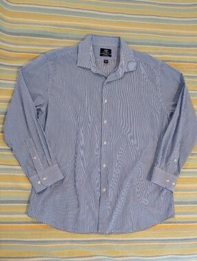 ⭐ Dockers Blue & White Striped Dress Shirt Size Large, 16-16.5, 32/33